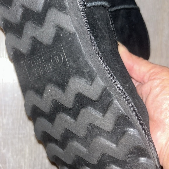 NEW! Grab THESE!! UGG  style CLASSIC BLACK BOOTS SIZE US 5 - Picture 5 of 9